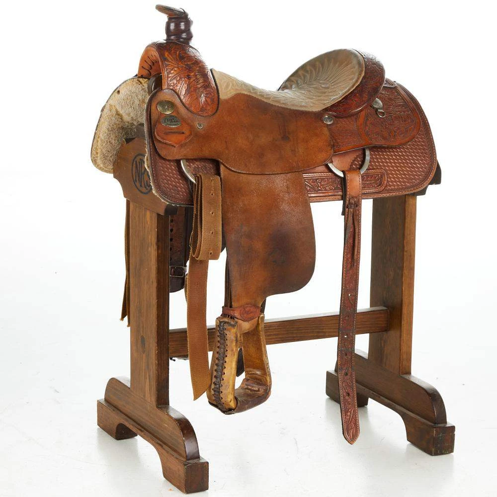 NRS Used 15.5in Saddle Smith Team Roper 3 NRS Used 15.5in Saddle Smith Team Roper